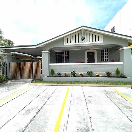 Independent Studio In Little Havana マイアミ エクステリア 写真
