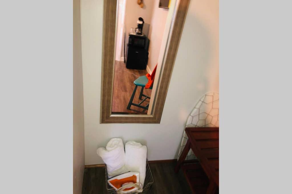 Independent Studio In Little Havana マイアミ エクステリア 写真
